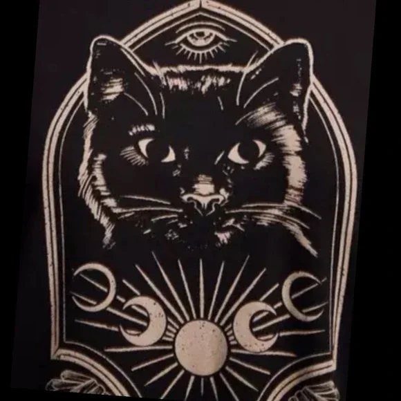 TORRID Nightfall Oversized Mystical Cat Head Graphic Tee NWT Size 2X - Picture 11 of 15